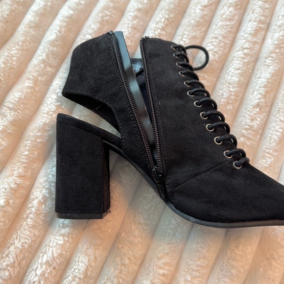 Seven Dials Tessaly Women's Lace Up Open Toed Booties Black Suede Size 7 1/2 - Picture 10 of 10